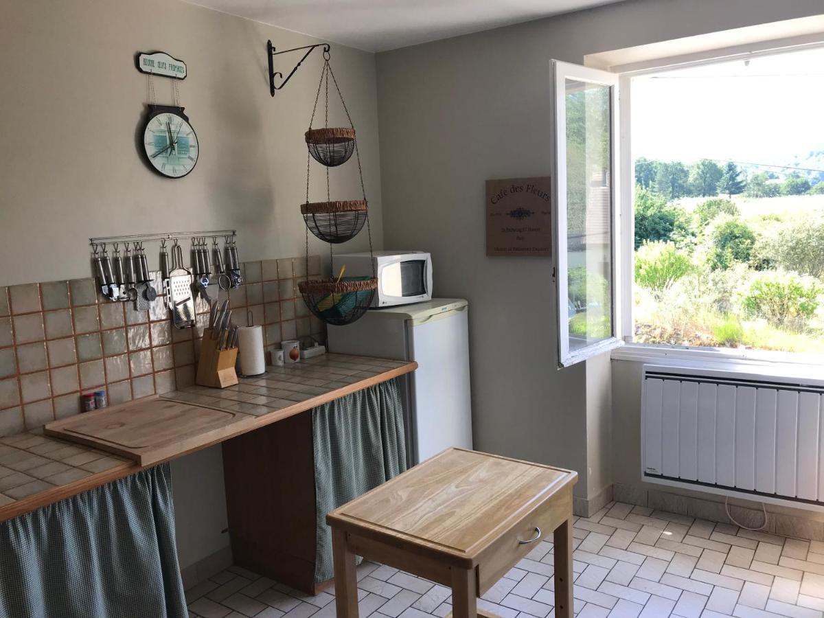 Villa The Linden House à Saint-Yrieix-les-Bois Extérieur photo